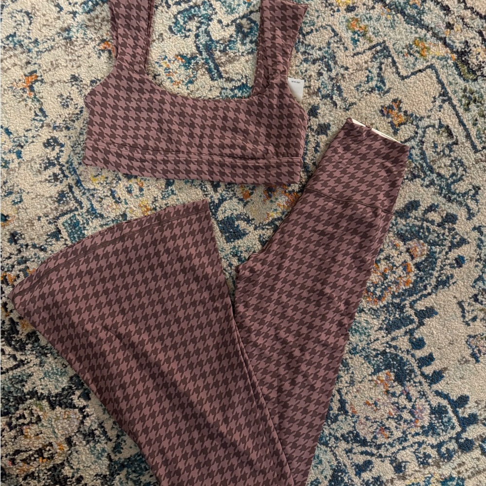 Aerie yoga flare and bra set